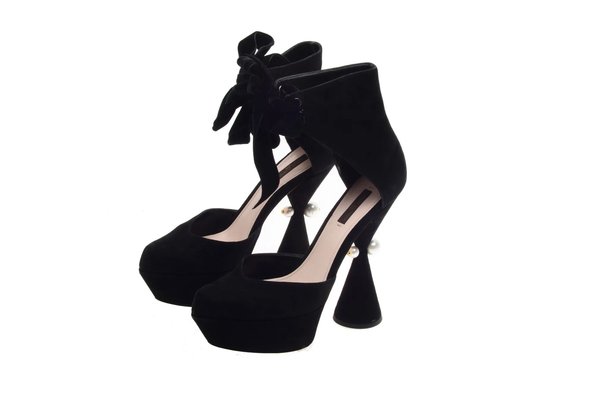 Louis Vuitton - Editorial, Black Suede Ankle Wrap Pumps with Pearl on Heel - IT 38
