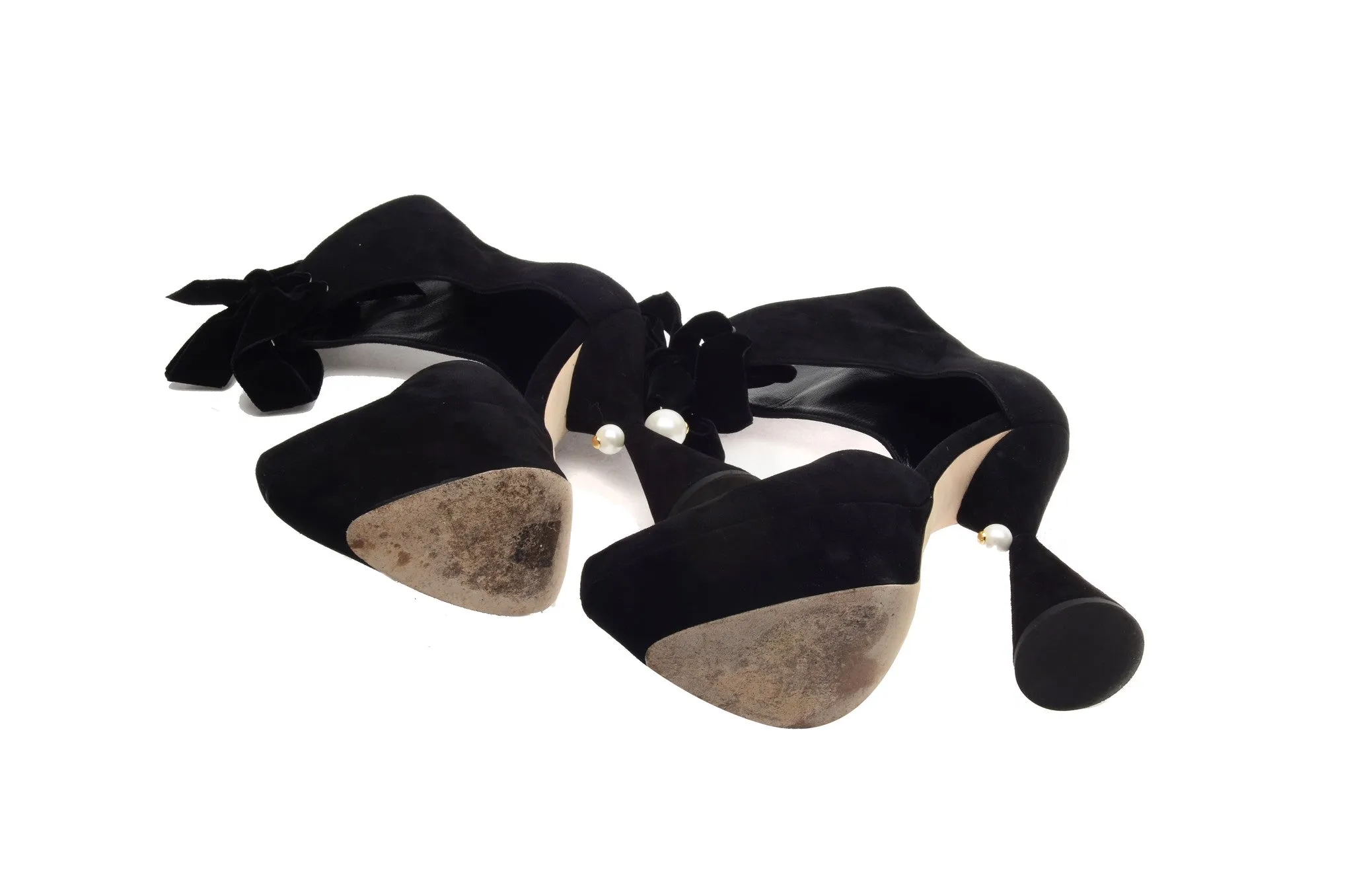 Louis Vuitton - Editorial, Black Suede Ankle Wrap Pumps with Pearl on Heel - IT 38