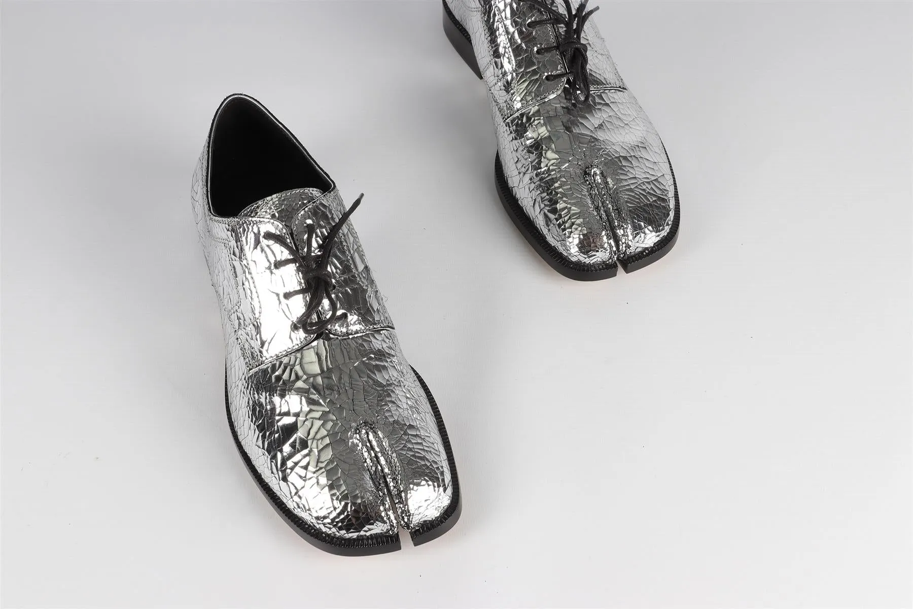 MAISON MARGIELA SILVER TABI LEATHER LOAFERS EU 39.5 UK 6.5 US 9.5