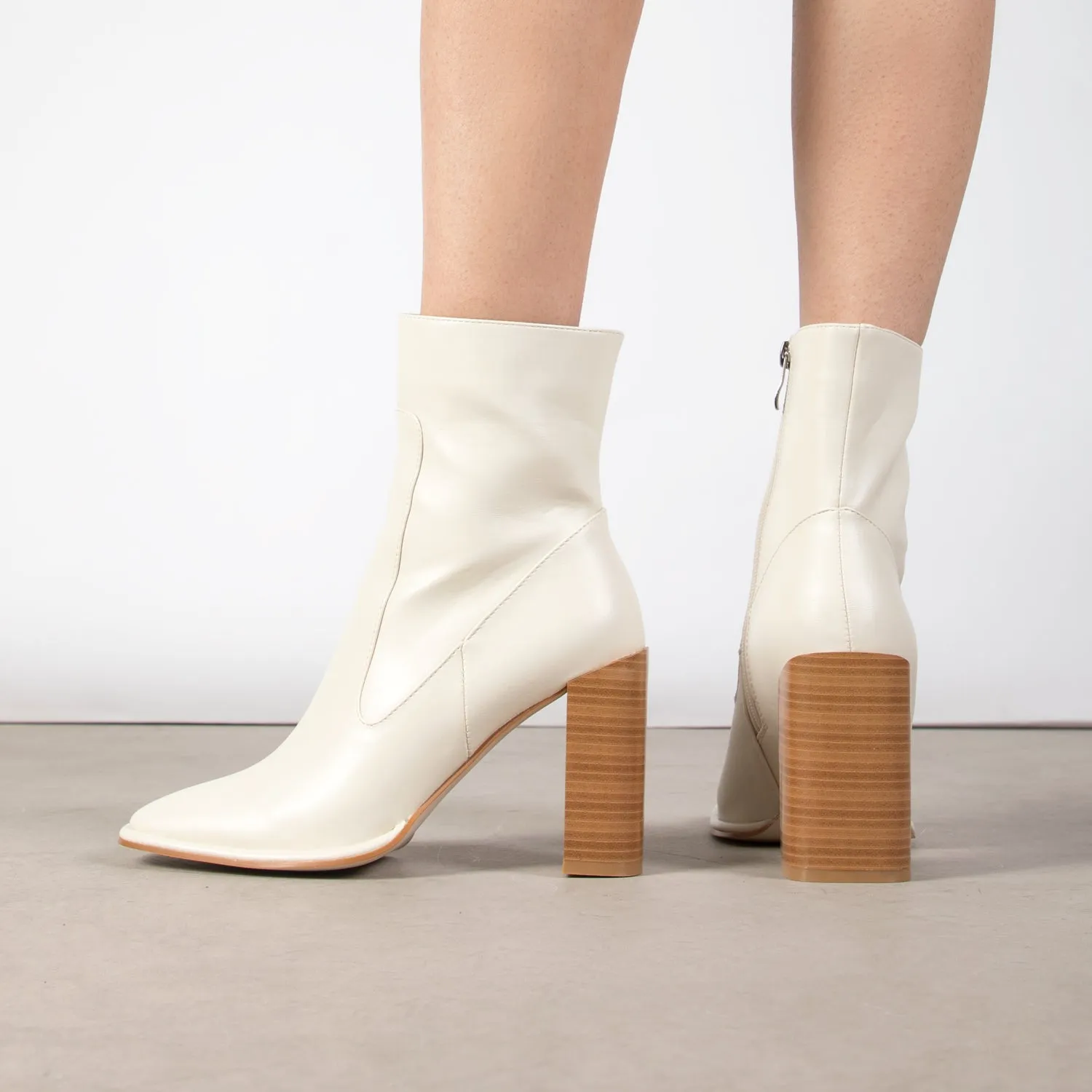 RAID Jennyl Block Heeled Ankle Boot in Off White