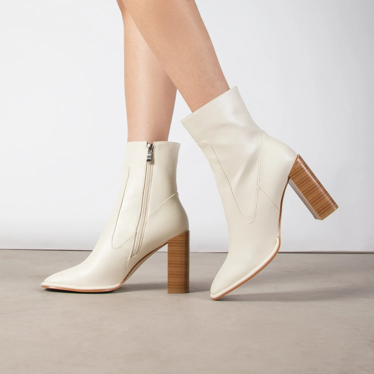 RAID Jennyl Block Heeled Ankle Boot in Off White