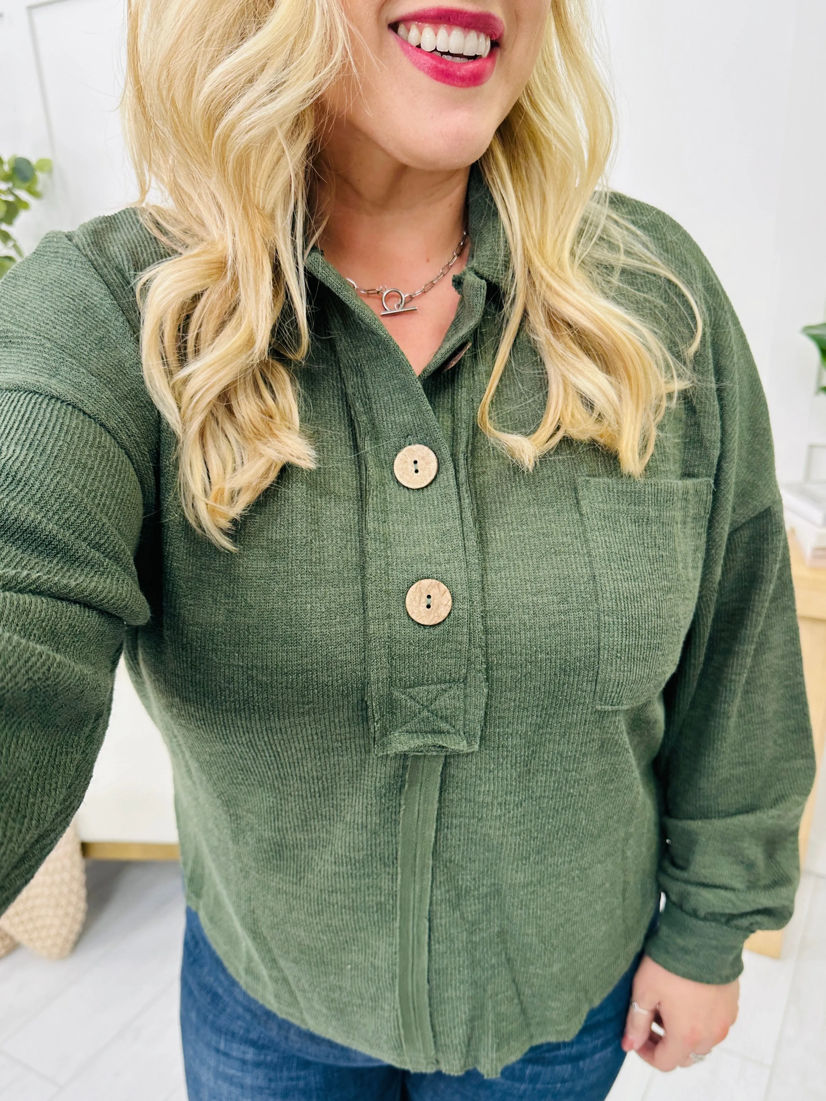 REG/CURVY Meaningful Days Top- Multiple Colors!